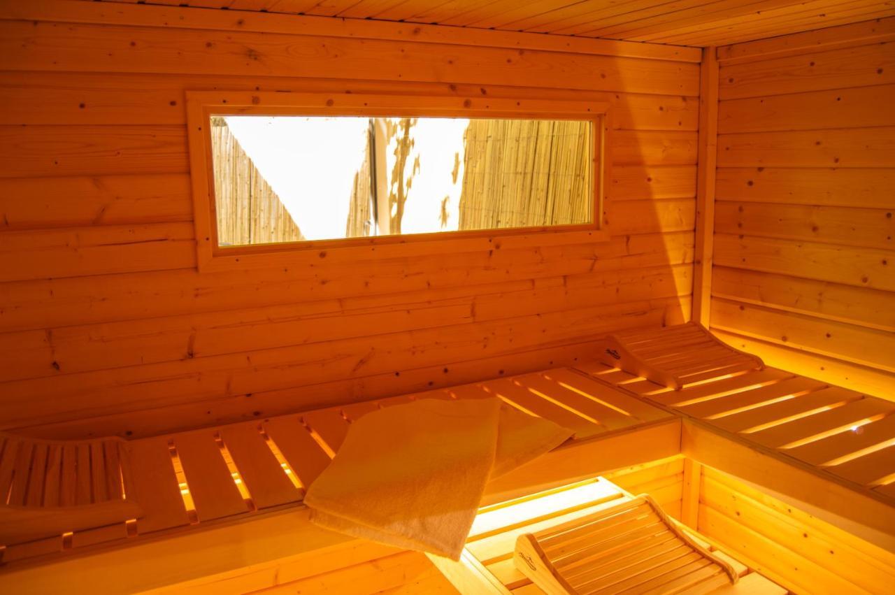 Wellnessoase Mitten In Triberg تيبرغ المظهر الخارجي الصورة
