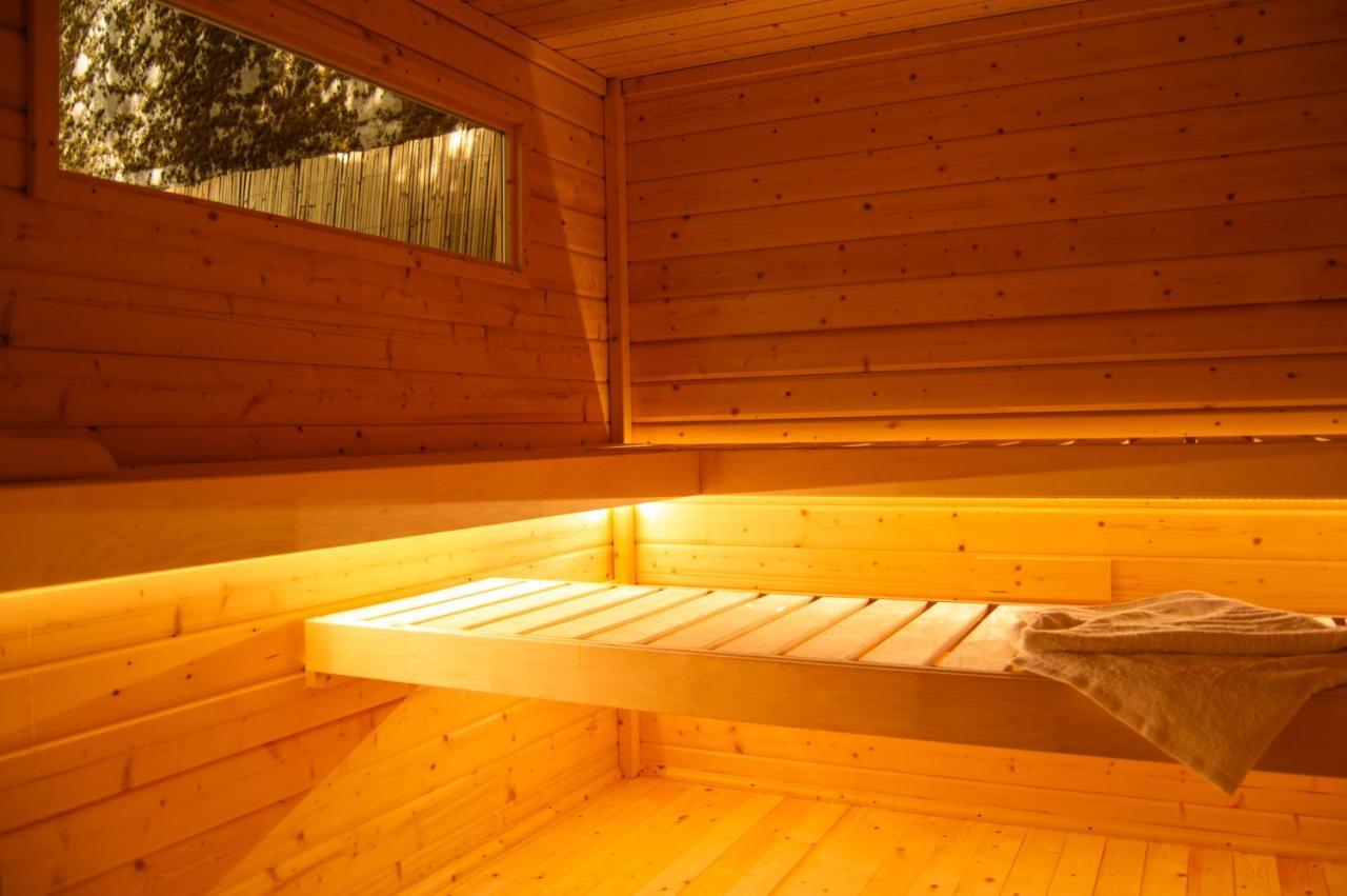 Wellnessoase Mitten In Triberg تيبرغ المظهر الخارجي الصورة