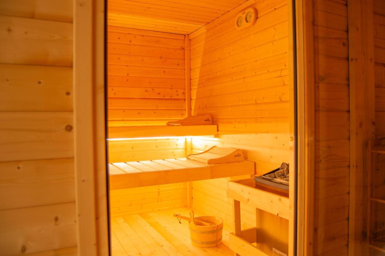 Wellnessoase Mitten In Triberg تيبرغ المظهر الخارجي الصورة
