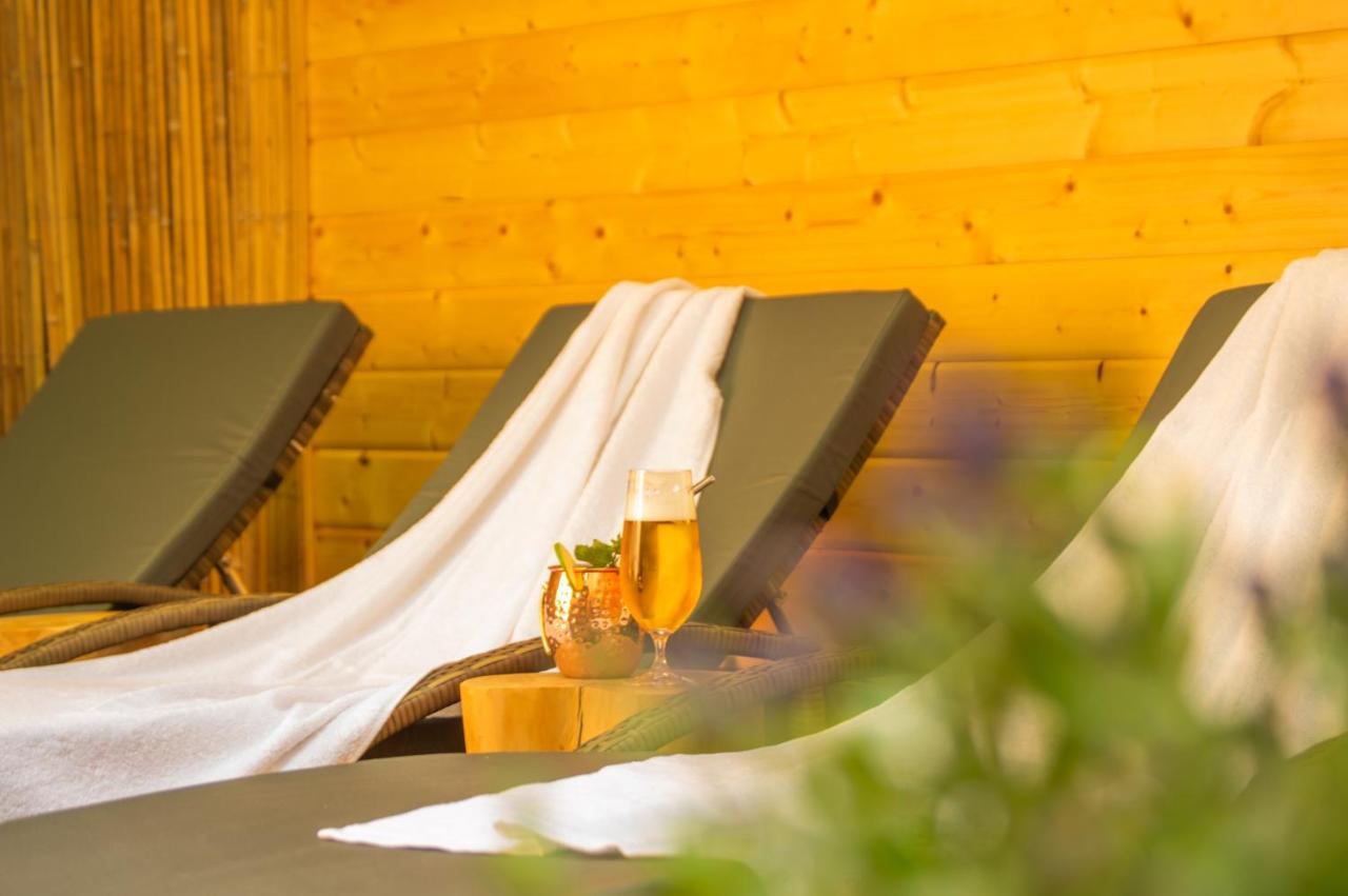Wellnessoase Mitten In Triberg تيبرغ المظهر الخارجي الصورة